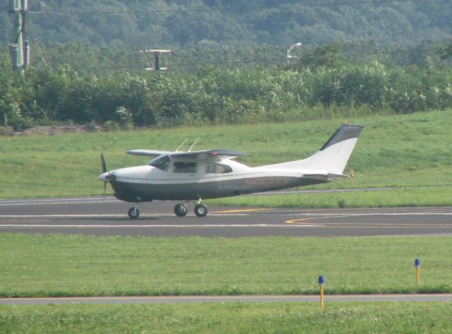 Cessna Centurion (N555SK) - At Queen City