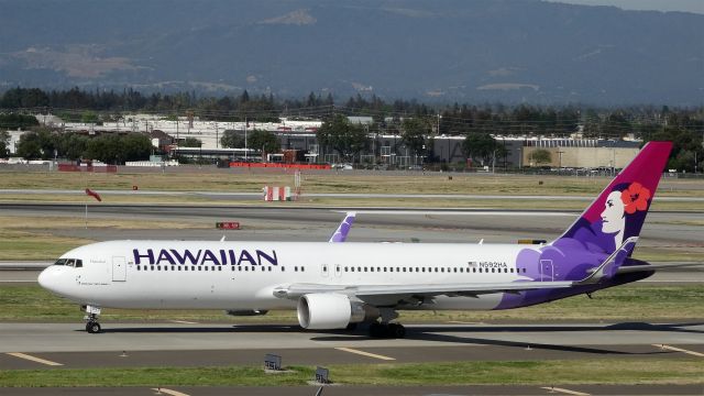 BOEING 767-300 (N592HA) - N592HA Hawaiian Airlines Boeing 767-300 - cn 33468 / ln 898br /First Flight * Jan 2003br /Age 12.3 Yearsbr /01-May-2015 B763/L San Jose Intl (KSJC) Honolulu Intl (PHNL) 09:18 PDT 11:23 HST 5:05