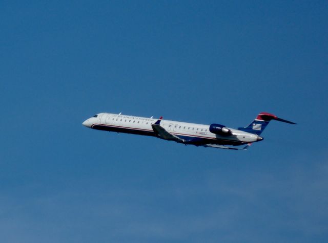 Canadair Regional Jet CRJ-900 (N905J)