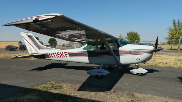 Cessna Skylane (N115KF)
