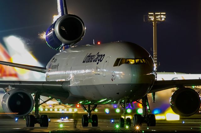 Boeing MD-11 (D-ALCC)