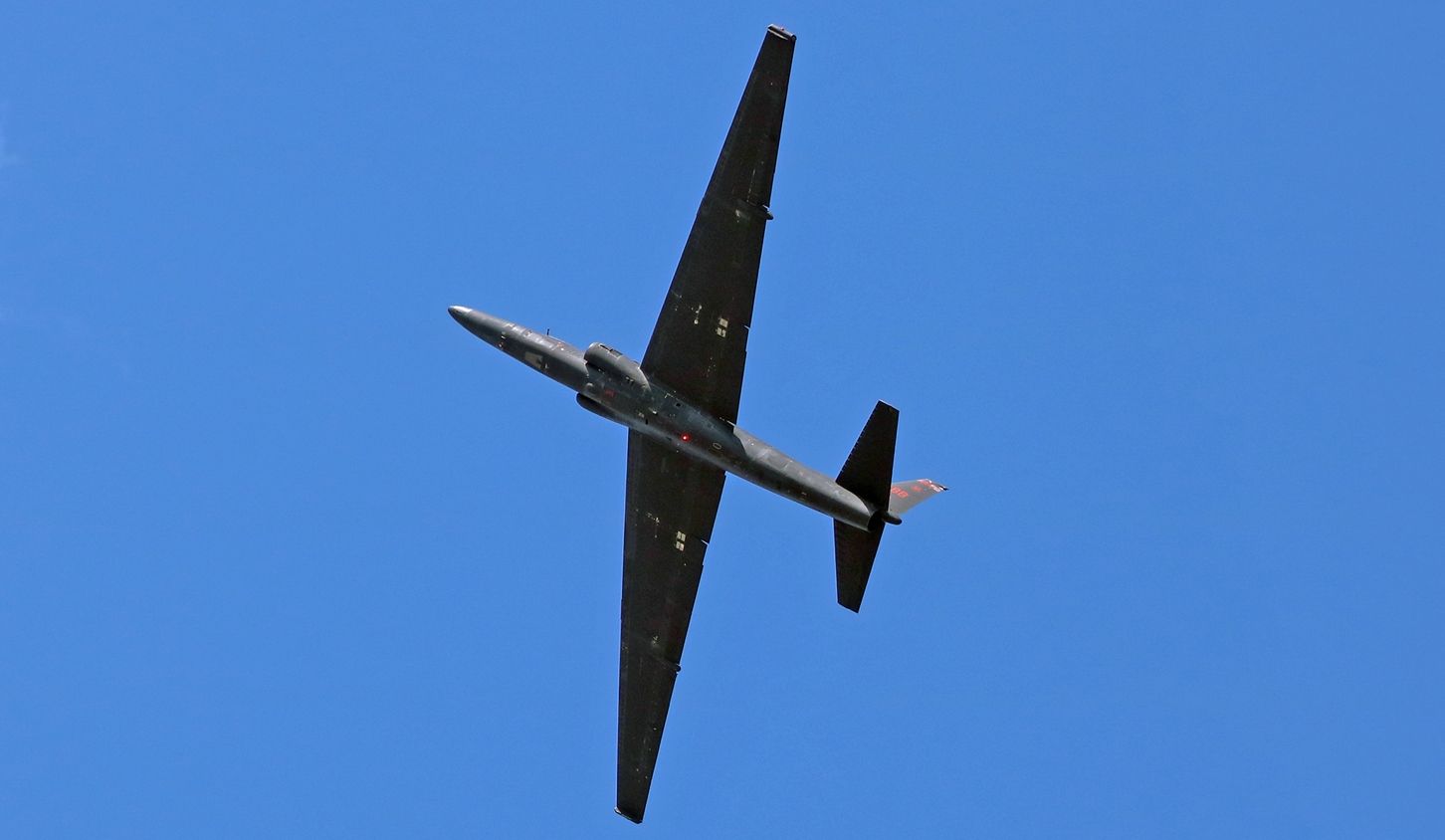 Lockheed ER-2 — - Afer approaching Reno Stead Airport quietly (and unnoticed by many in the area immediately around me), this Beale AFB-based Lockheed Martin U-2S "Dragon Lady" (9th Reconnaissance Wing) came over KRTS during the 2017 Reno Air Races event and then pointed her nose toward the heavens and, captured here as it rockets upward, disappeared into the pure blue sky.