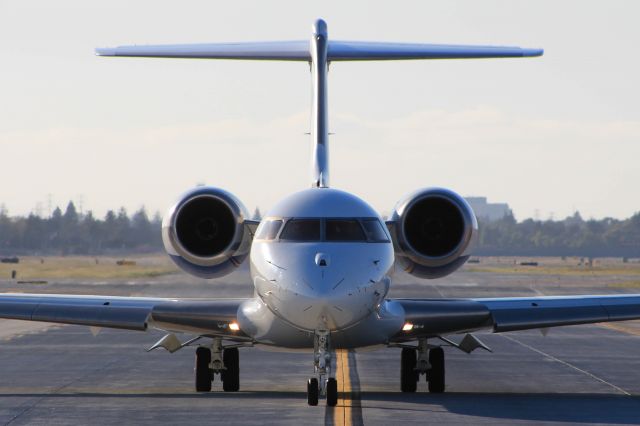 Bombardier Global Express (HL8238)