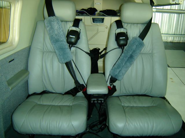 Piper Saratoga (N32EV)