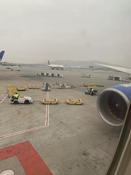 Boeing 777-200 (N780UA) - UAL1749 beginning pushback outbound to PHOG (OGG)Taken on iPhone 11 :)
