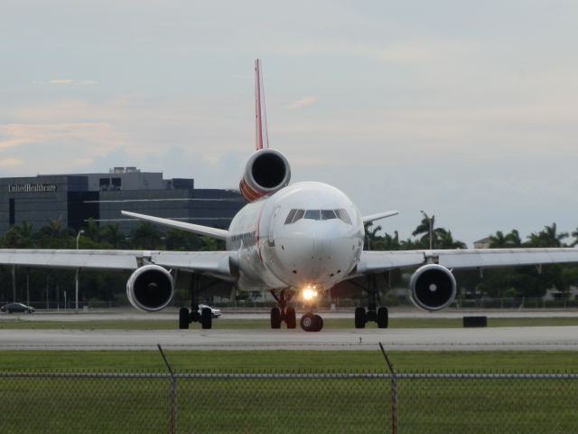 Boeing MD-11 (PH-MCY)