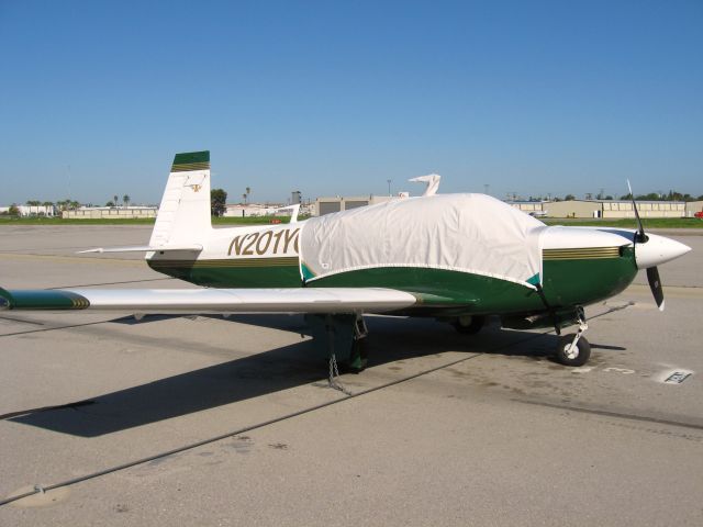 Mooney M-20 (N201YG) - PARKED AT FULLERTON