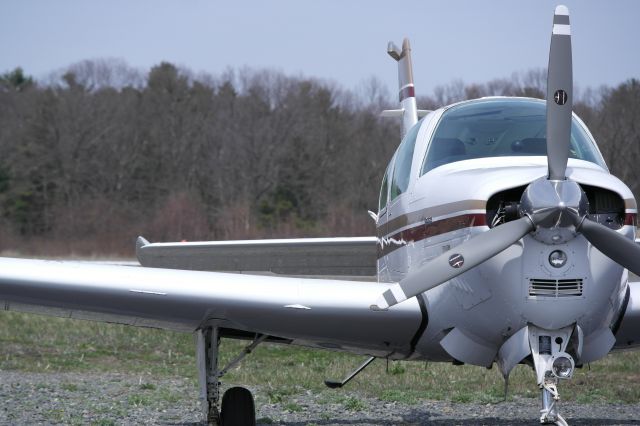 Beechcraft Bonanza (33) (N8245D)