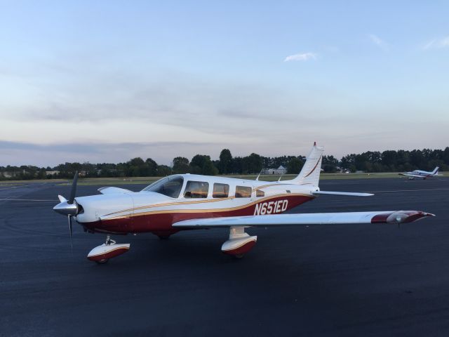 Piper Saratoga (N651ED)