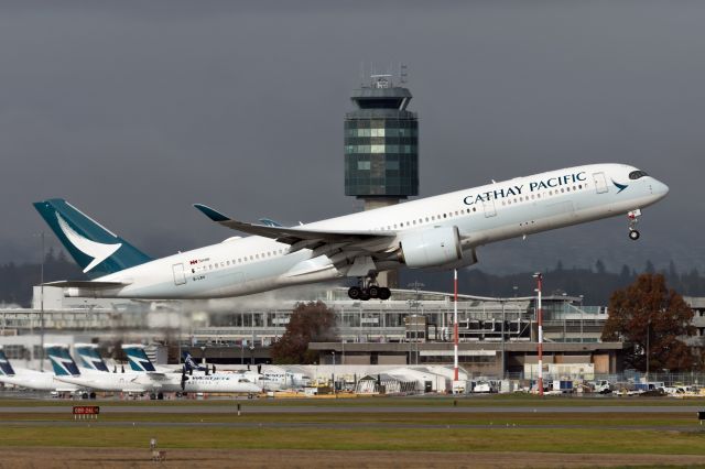 Airbus A350-900 (B-LRV)