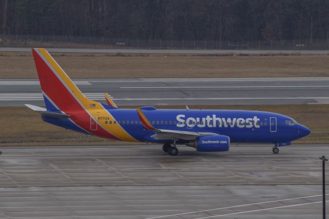 Boeing 737-700 (N7731A)