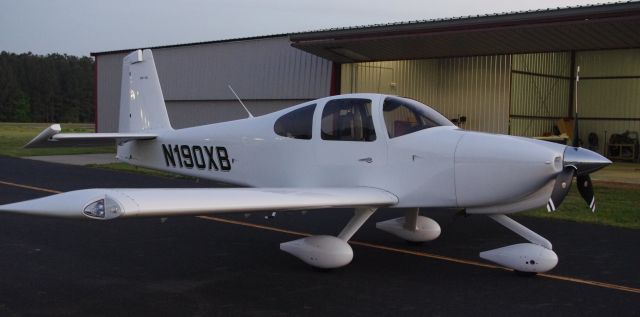 Vans RV-10 (N190XB)