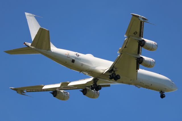 Boeing E-6 Mercury (16-3920)