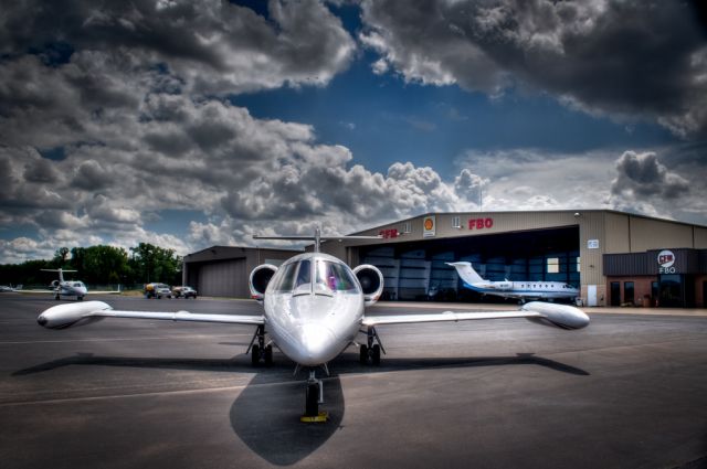 Learjet 35 (N701DA)