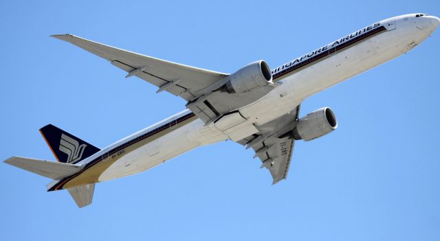 BOEING 777-300 (9V-SWG) - Departure off of 28R to ICN   07-11-2015