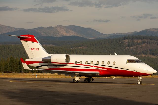 Canadair Challenger (N67RS)