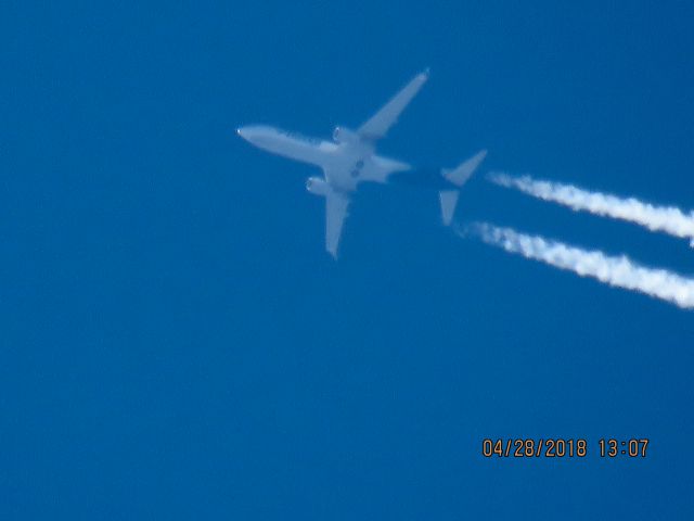 Boeing 737-900 (N270AK)