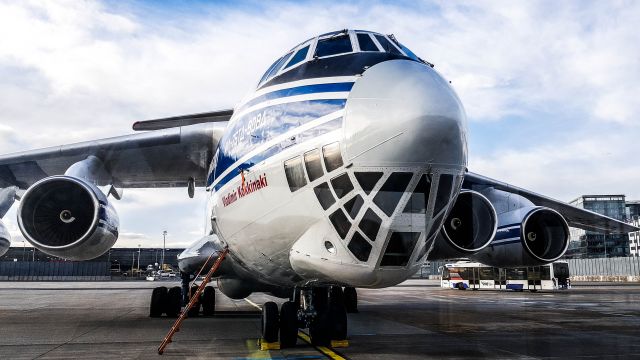 Ilyushin Il-76 —