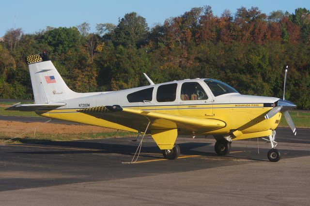 Beechcraft Bonanza (33) (N720DW)