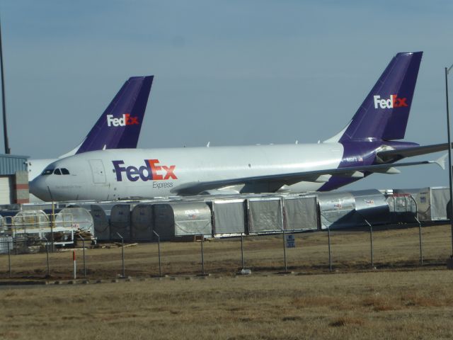 Airbus A300F4-600 (N801FD)