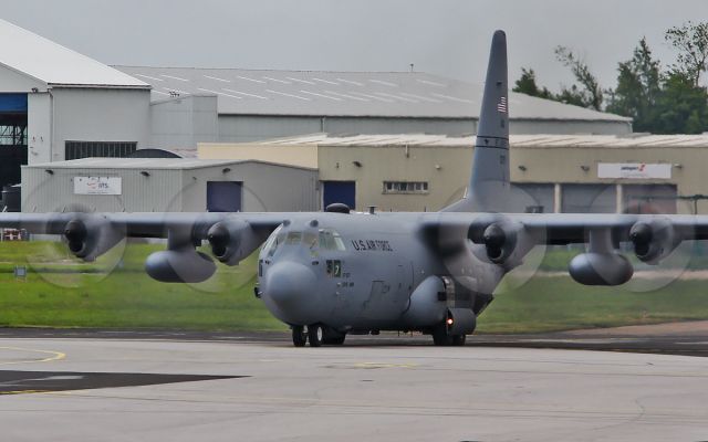 Lockheed C-130 Hercules (90-1797) - missouri air guard c-130h 90-1797 dep shannon 9/6/14.