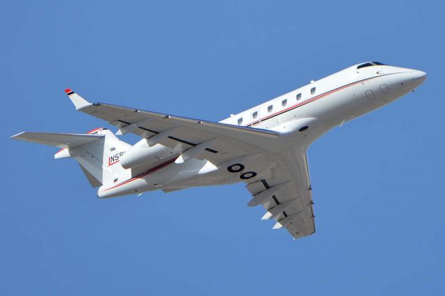 Bombardier Challenger 300 (N58LC) - Bombardier Challenger 300 N58LC at Phoenix Sky Harbor on January 22, 2016. It was built in 2007. Its construction number is 20163. 