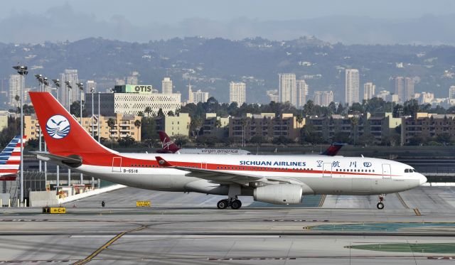 Airbus A330-200 (B-6518) - Taxiing at LAX