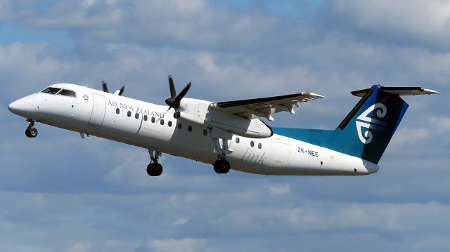 de Havilland Dash 8-300 (ZK-NEE)