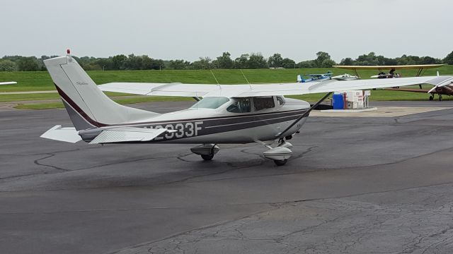 Cessna Skylane (N2933F)