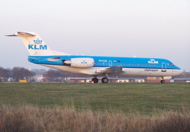 Fokker 70 (PH-KZB) - Date 12/03/14 11562