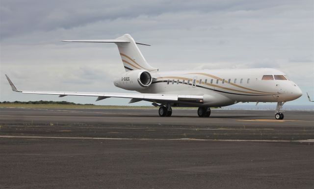 Bombardier Global Express (G-OUEG) - 18/06/2020 Aeroporto de Santa Maria - Açores