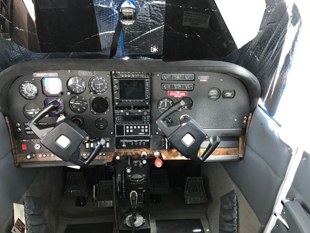 Cessna Skylane (N1269S)