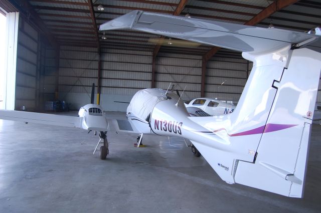 Diamond DA-20 (N130US)