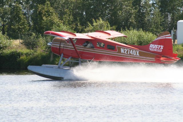 De Havilland Canada DHC-2 Mk1 Beaver (N2740X) - Step taxi at Lake Hood (Anchorage AK)