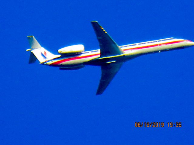 Embraer ERJ-135 (N803AE)