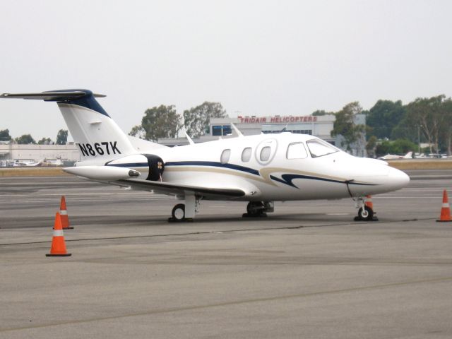 Eclipse 500 (N867K) - Parked at Santa Ana