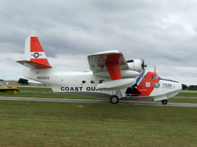 Grumman HU-16 Albatross (N226CG)