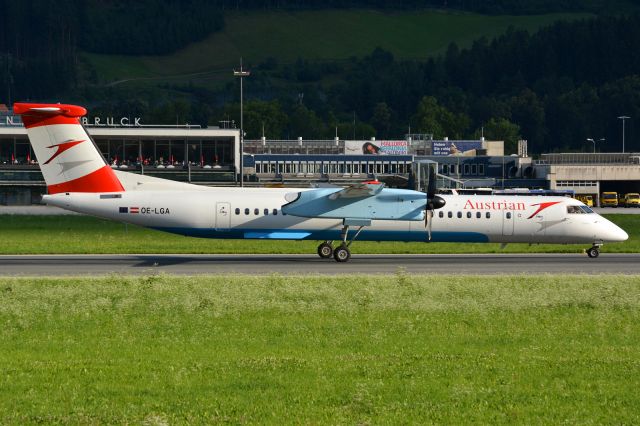 de Havilland Dash 8-400 (OE-LGA)