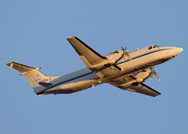 Beechcraft 1900 (N112YV)