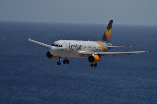 D-AICK — - Madeira Cristiano Ronaldo International Airport landing airbus A321-212 Condor Thomas Cook 31-08-2017 