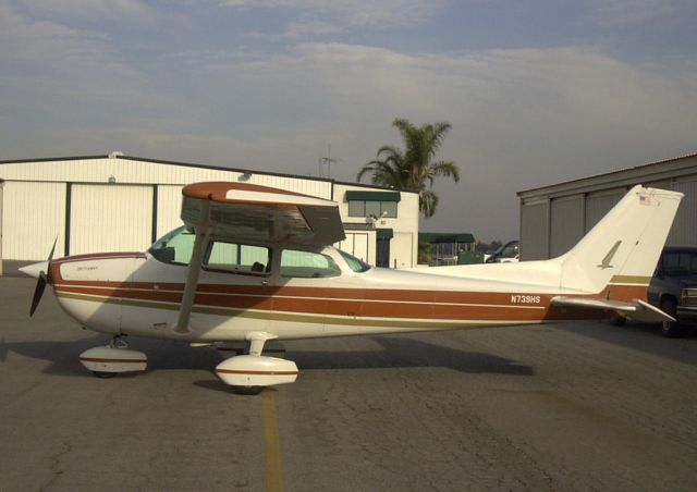 Cessna Skyhawk (N739HS)