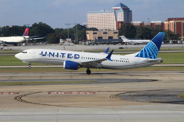 Boeing 737 MAX 8 (N27292)