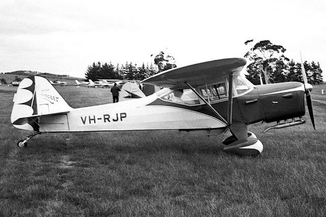 VH-RJP — - AUSTER J-5 ADVENTURER - REG VH-RJP (CN 2808) - COLDSTREAM VIC. AUSTRALIA - YCEM (15/7/1972)