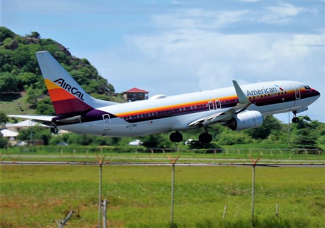 Boeing 737-800 (N917NN)