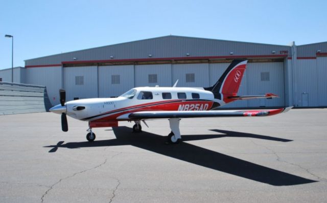 Piper Malibu Mirage (N825AD)