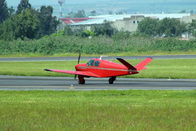 Beechcraft 35 Bonanza (N9VD)