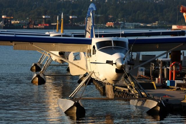 C-GHAG — - Sunset at Vancouver Harbour Water Airport