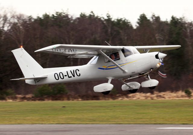 Cessna 152 (OO-LVC)