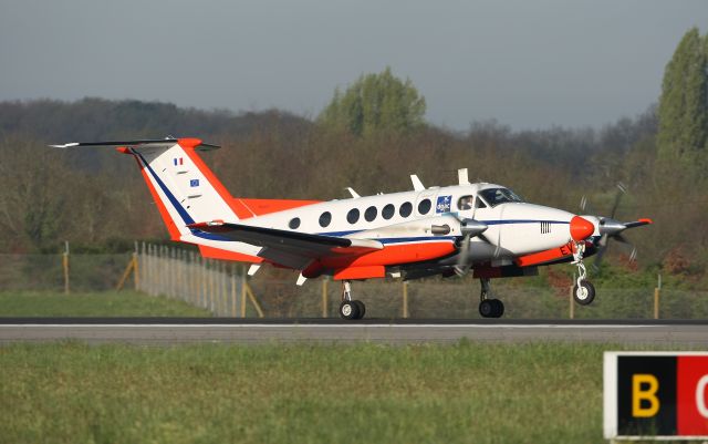 Beechcraft Super King Air 200 (F-HCEV)