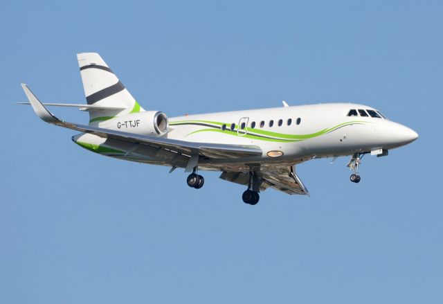 Dassault Falcon 2000 (G-TTJF)